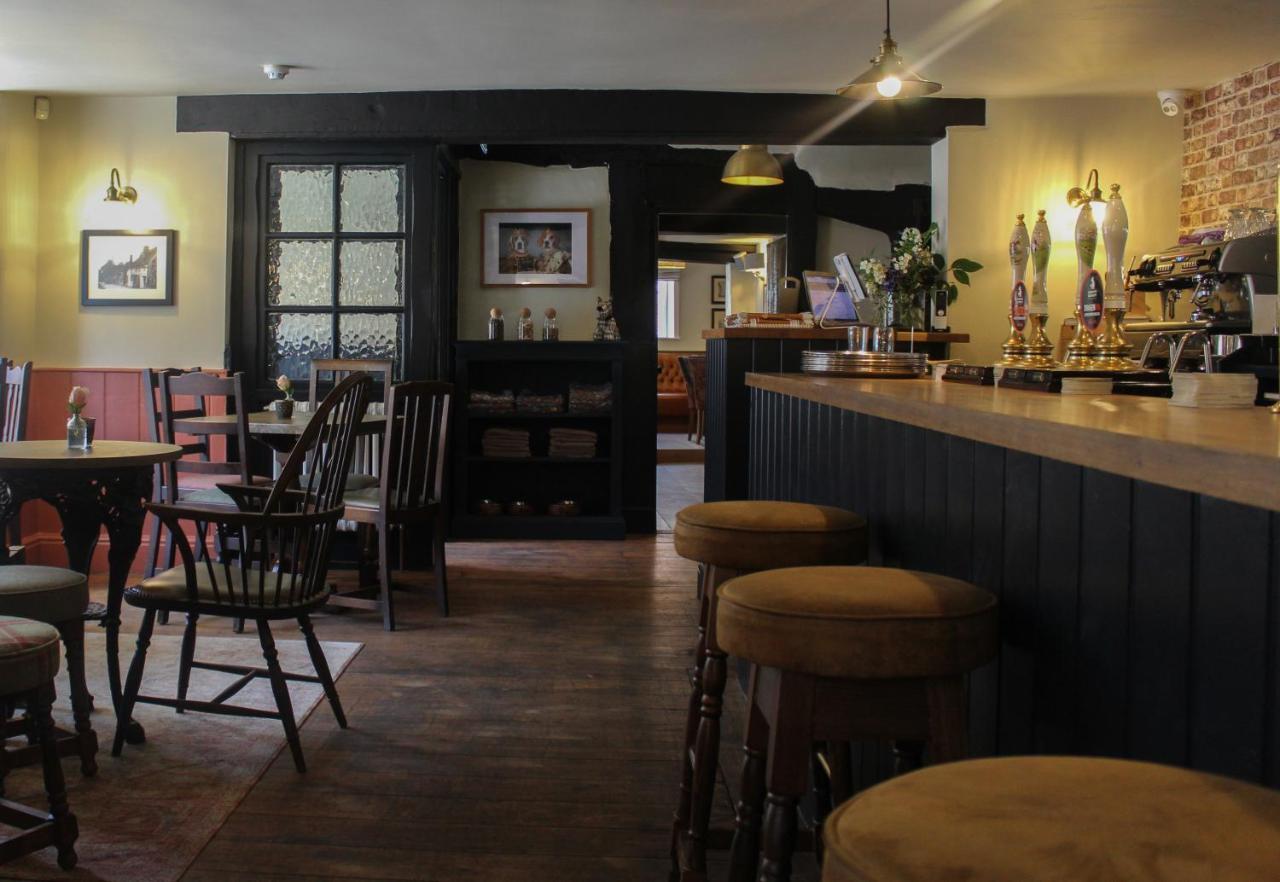 Hotel The Kings Head Whiteparish Esterno foto