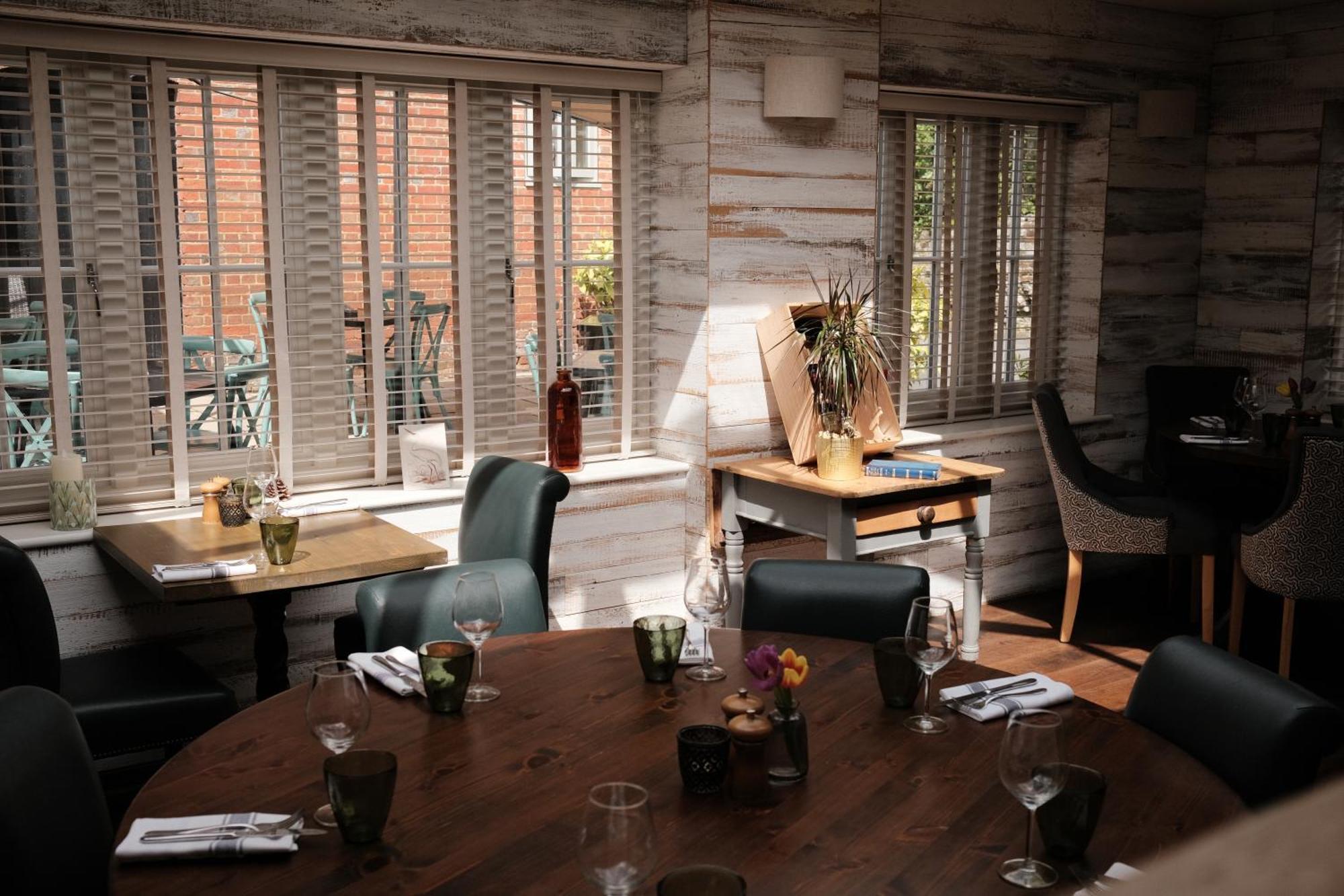 Hotel The Kings Head Whiteparish Esterno foto