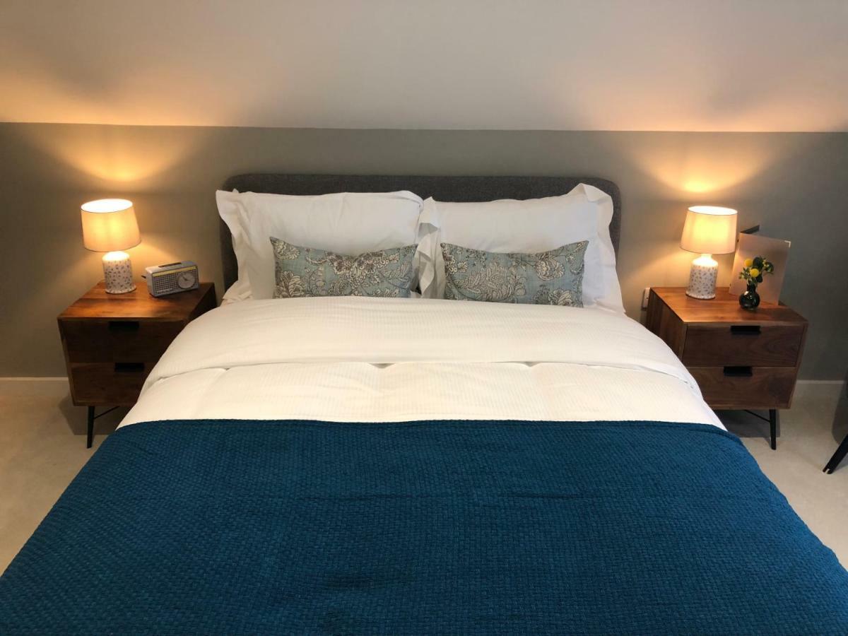 Hotel The Kings Head Whiteparish Esterno foto